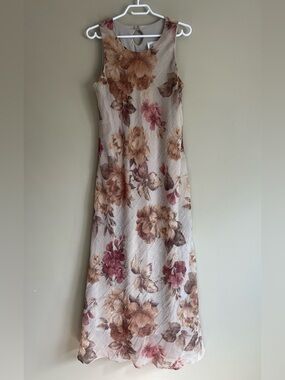 Vintage 90’s Jessica Romantic Floral Crinkle Sleeveless Maxi Dress